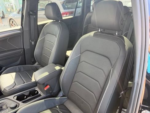 Used 2023 Volkswagen Tiguan SEL R-Line AWD/4WD image 12
