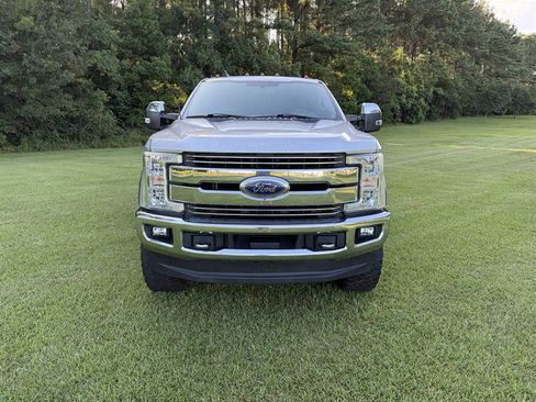 Used 2019 Ford F250 Lariat w/ Chrome Package AWD/4WD image 6