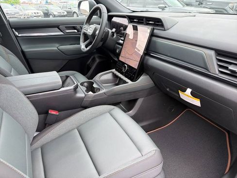 New 2026 GMC Terrain AT4 w/ Convenience Package III AWD/4WD image 21