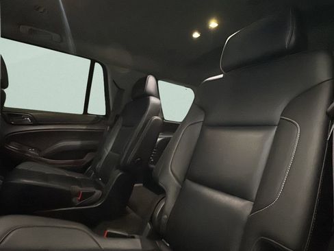 Used 2017 Chevrolet Tahoe LT w/ LT Signature Package image 12