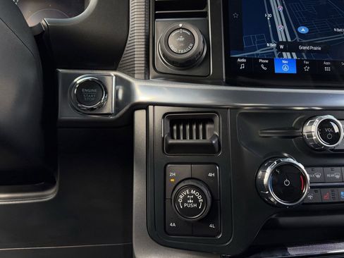 New 2025 Ford F150 Lariat w/ Equipment Group 502A High image 51