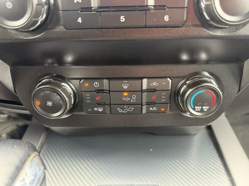 Used 2019 Ford F150 XLT w/ Equipment Group 302A Luxury AWD/4WD image 21