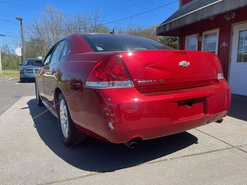 Used 2013 Chevrolet Impala LT w/ LT Sunroof Package image 15