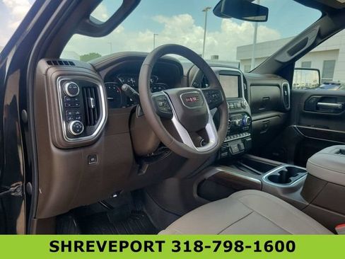 Used 2022 GMC Sierra 1500 SLT AWD/4WD image 10