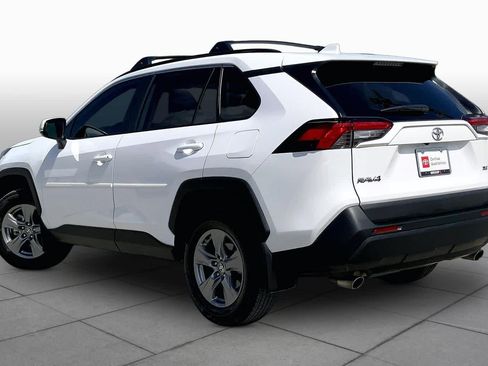 Used 2024 Toyota RAV4 XLE w/ Convenience Package FWD image 12