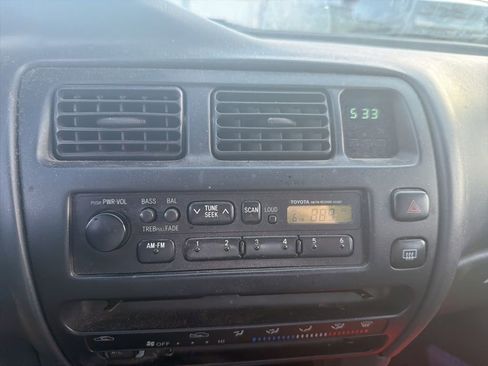 Used 1993 Toyota Corolla Deluxe image 8