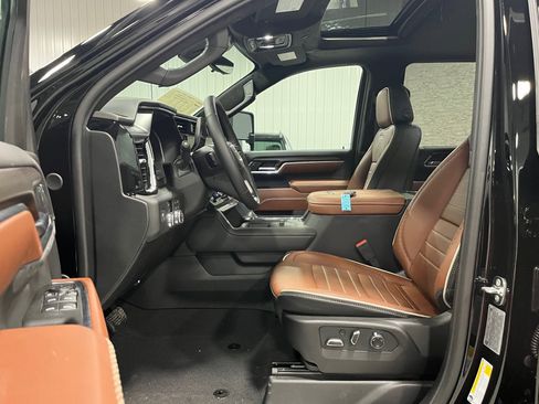 New 2026 GMC Sierra 3500 Denali Ultimate image 12