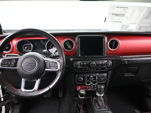 Used 2022 Jeep Wrangler Unlimited Rubicon w/ LED Lighting Group AWD/4WD image 25