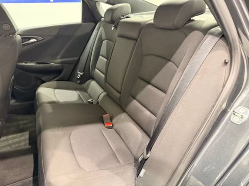 Used 2018 Chevrolet Malibu LS FWD image 33