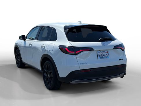 Used 2024 Honda HR-V Sport image 3