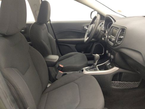 Used 2018 Jeep Compass Sport FWD image 21