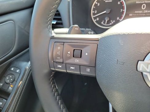 Certified 2026 Nissan Rogue SV image 24