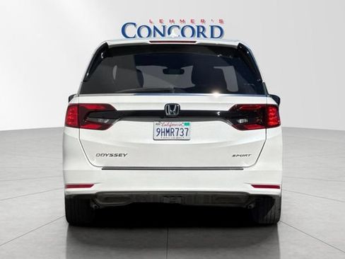 Used 2023 Honda Odyssey Sport image 5