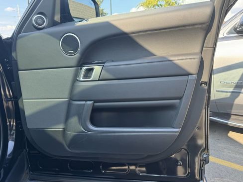 Used 2022 Land Rover Range Rover Sport HSE Silver Edition image 32