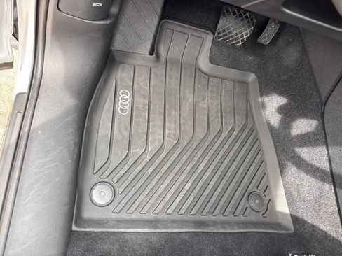Used 2025 Audi Q5 Premium Plus AWD/4WD image 26