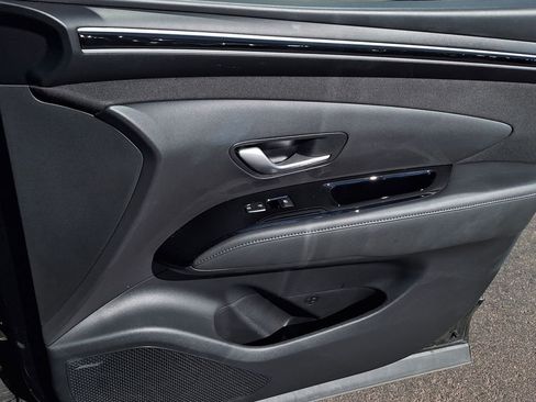 Used 2024 Hyundai Tucson Limited image 27