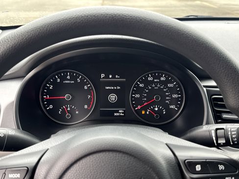 Certified 2023 Kia Rio S w/ Technology Package image 27