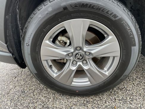 Used 2025 Toyota RAV4 LE image 29