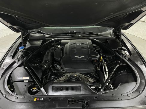 Used 2017 Genesis G80 3.8 w/ Option Group 03 image 27