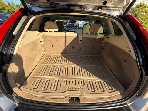 Used 2013 Volvo XC60 T6 AWD/4WD image 32