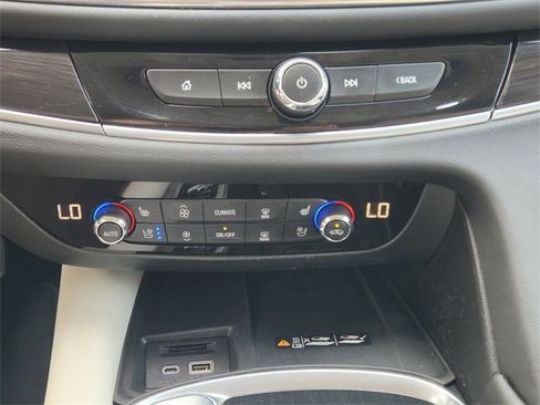 Used 2022 Buick Enclave Premium w/ Surround and Sites Package image 25