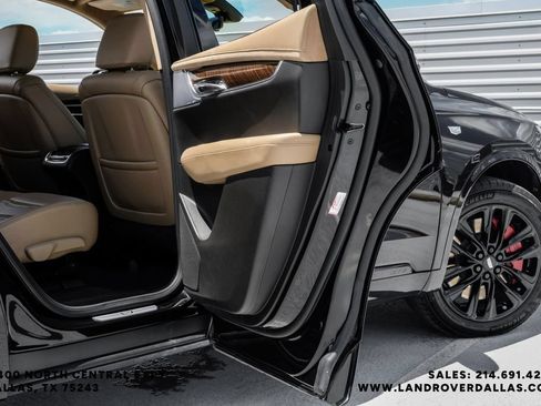 Used 2023 Cadillac XT6 Sport w/ LPO, ONYX Package AWD/4WD image 98