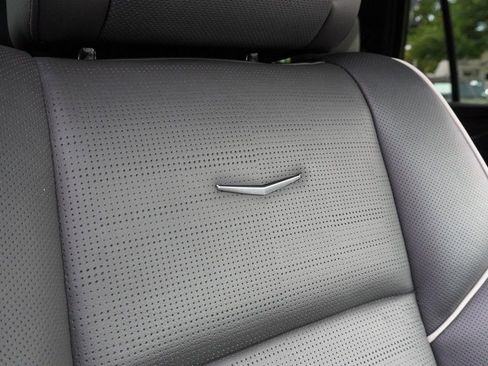 Used 2023 Cadillac Escalade Premium Luxury w/ LPO, Floor Liner Package AWD/4WD image 39