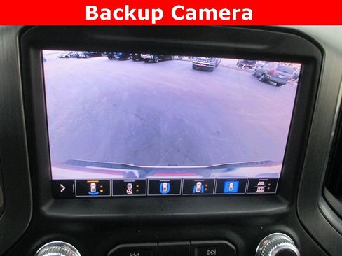 Used 2022 GMC Sierra 3500 Denali w/ Denali Ultimate Package image 17