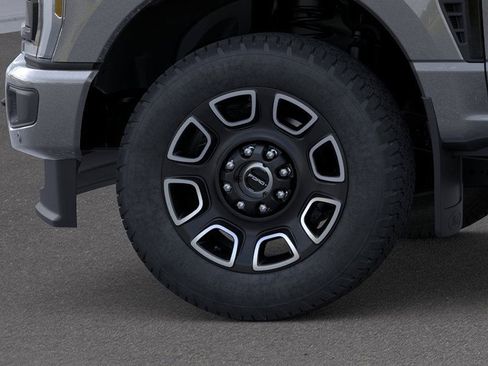 New 2026 Ford F350 Platinum w/ FX4 Off-Road Package image 19