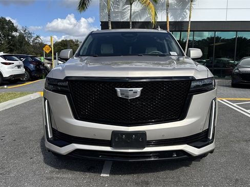 Used 2021 Cadillac Escalade Sport Platinum w/ Heavy-Duty Trailer Package image 30