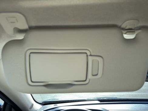 New 2025 Nissan Sentra SR image 24