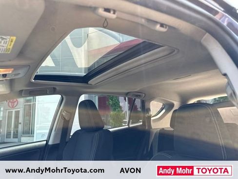 Used 2018 Toyota RAV4 XLE FWD image 30