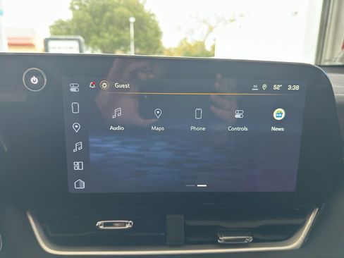 New 2026 Chevrolet Equinox LT w/ Convenience Package II image 26