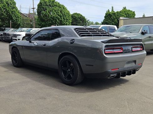 Certified 2019 Dodge Challenger SXT w/ Plus Package RWD image 5