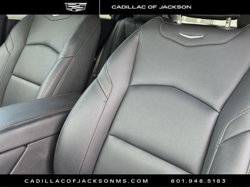 Certified 2023 Cadillac XT4 Sport FWD image 15