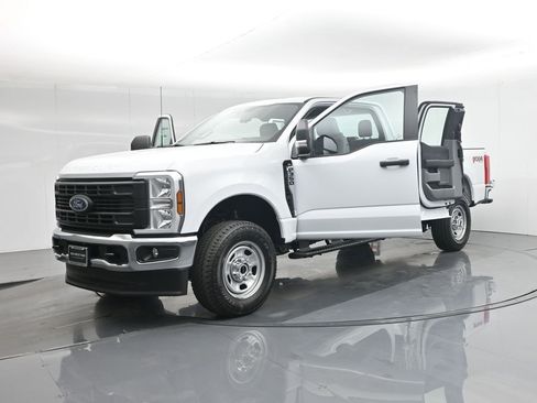New 2026 Ford F350 XL w/ FX4 Off-Road Package image 31