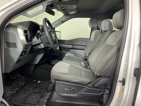 Used 2021 Ford F150 XLT image 12