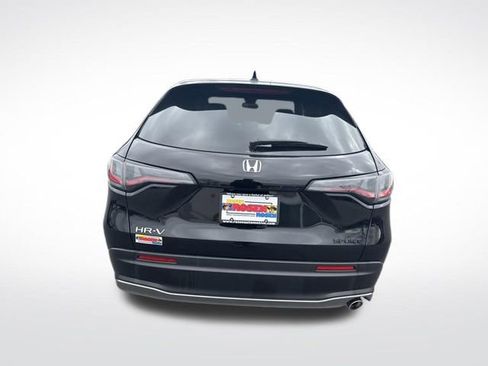 Certified 2025 Honda HR-V Sport image 4