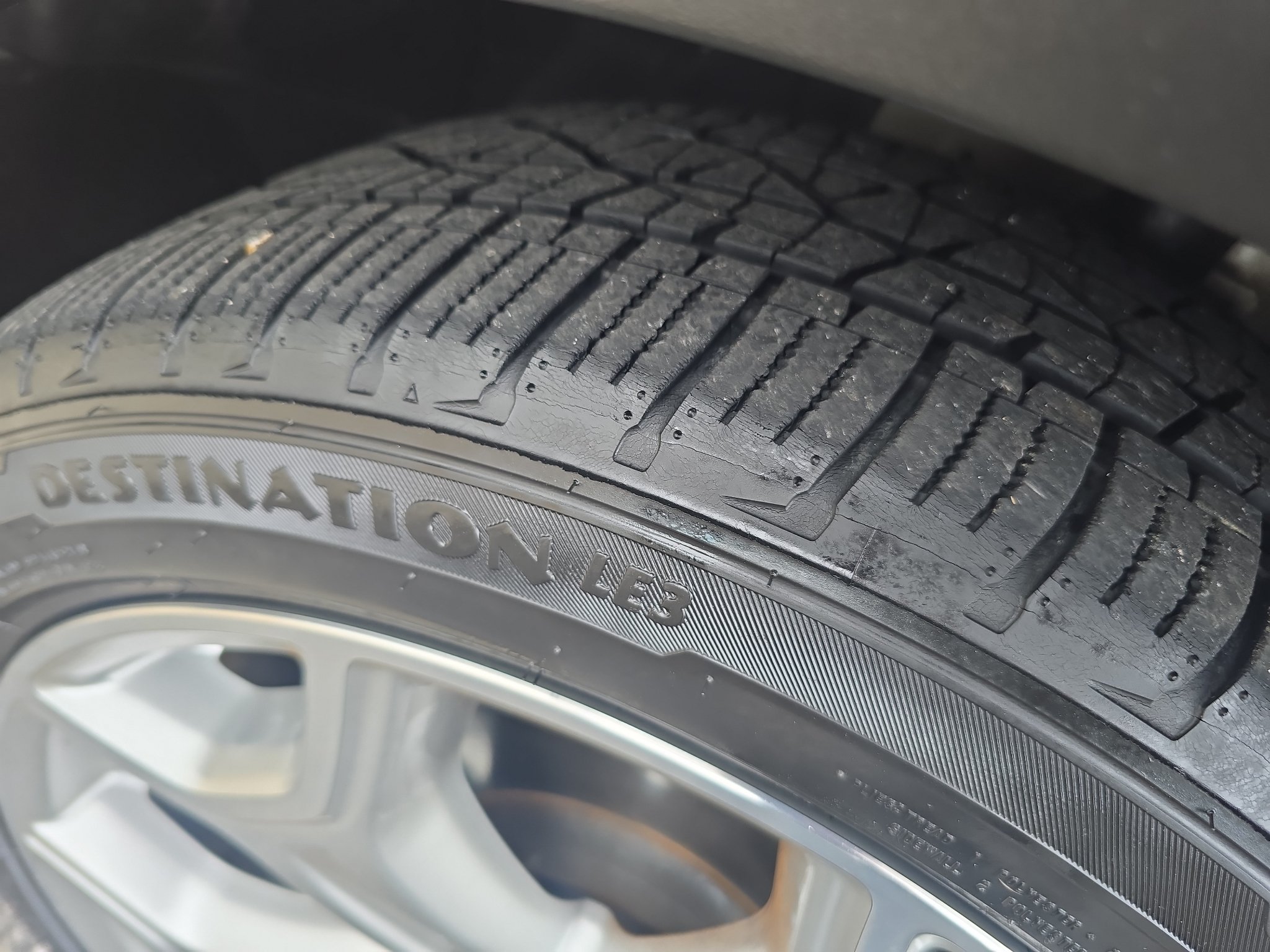 Used 2017 Ford Escape Titanium FWD image 28