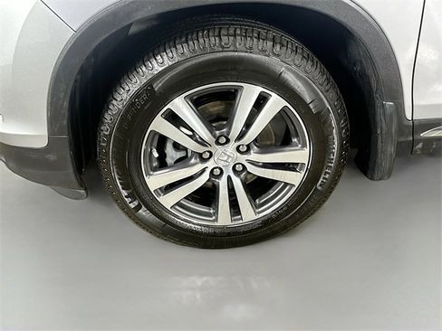 Certified 2018 Honda Pilot EX-L image 16