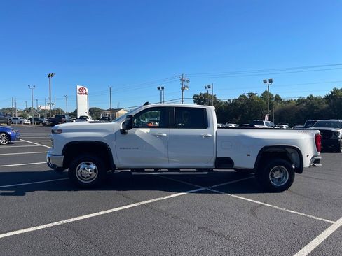 Used 2024 Chevrolet Silverado 3500 LT w/ Safety Package image 13