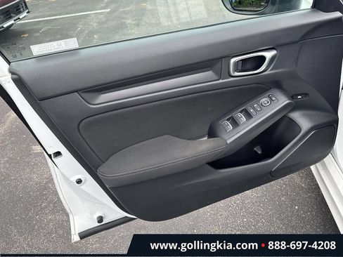 Used 2023 Honda Civic Sport image 13