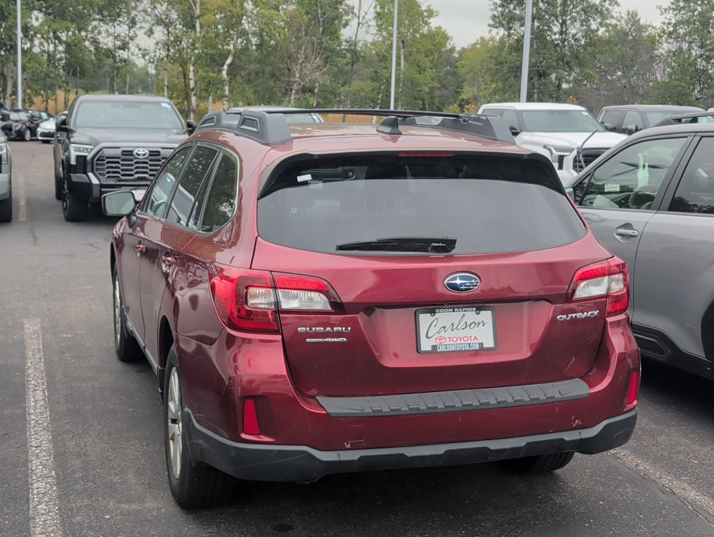 Used 2016 Subaru Outback 2.5i Premium w/ Popular Package #2 AWD/4WD image 2