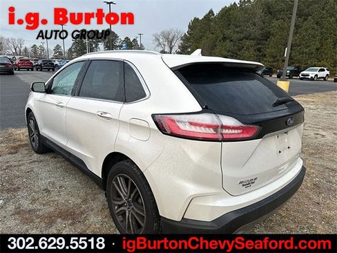 Used 2019 Ford Edge Titanium w/ Cold Weather Package image 4