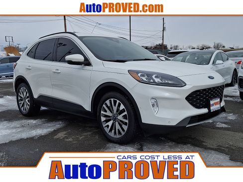 Used 2020 Ford Escape Titanium image 1