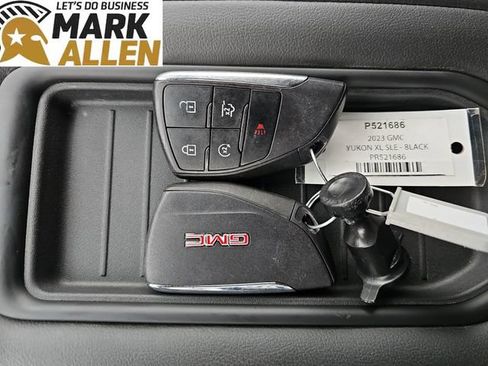 Used 2023 GMC Yukon XL SLE w/ Max Trailering Package AWD/4WD image 35