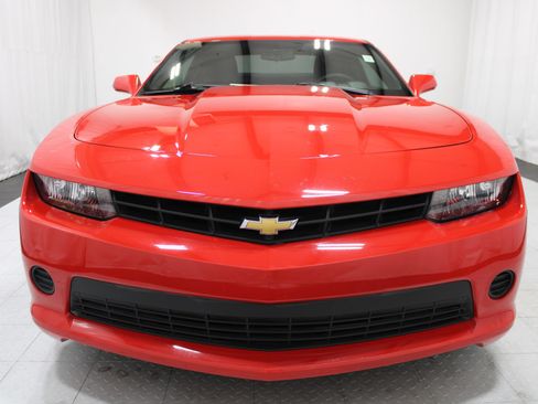 Used 2015 Chevrolet Camaro LS RWD image 3