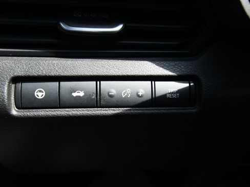 Used 2024 Nissan Altima 2.5 SV w/ SV Premium Package image 23