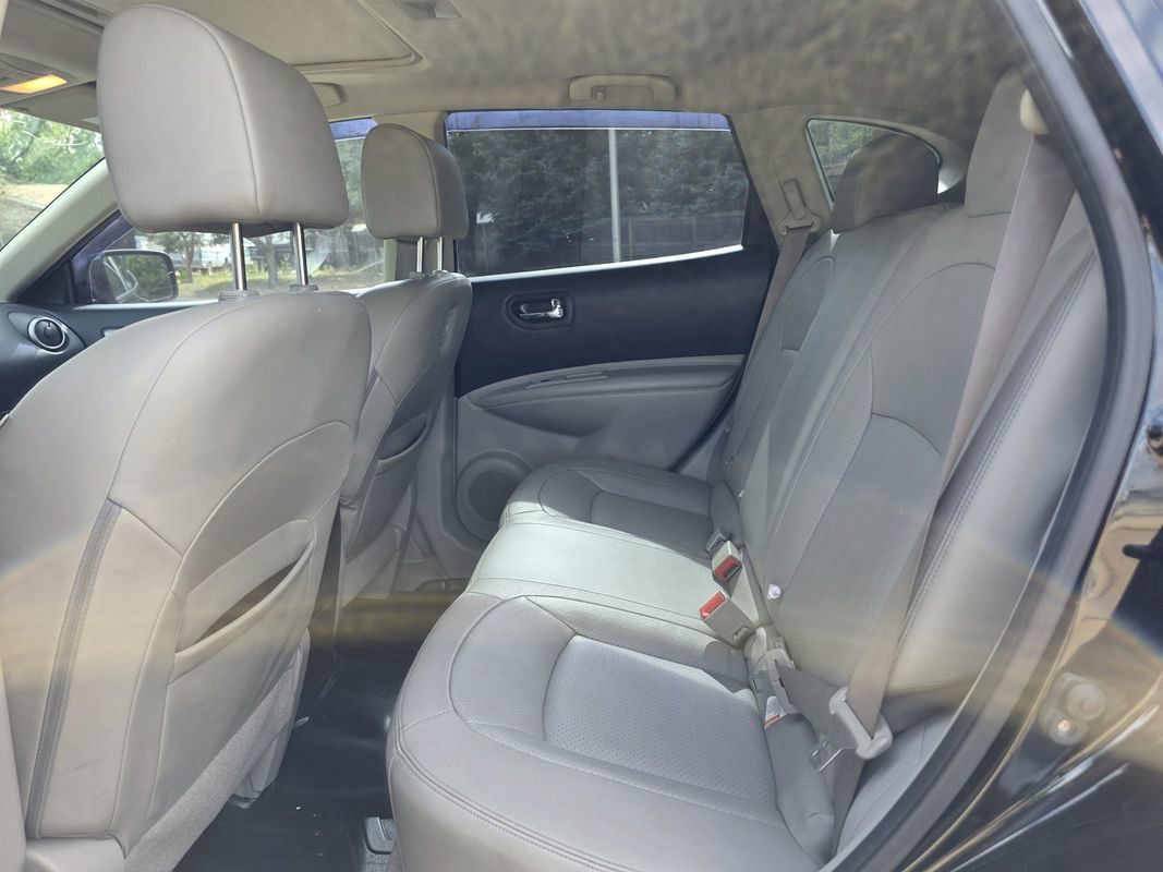 Used 2013 Nissan Rogue SL AWD/4WD image 17