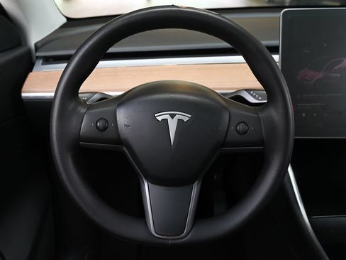 Used 2020 Tesla Model Y Long Range AWD/4WD image 19